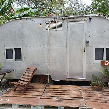 Momotoh Camper Hotel Ешпухил Екстериор снимка