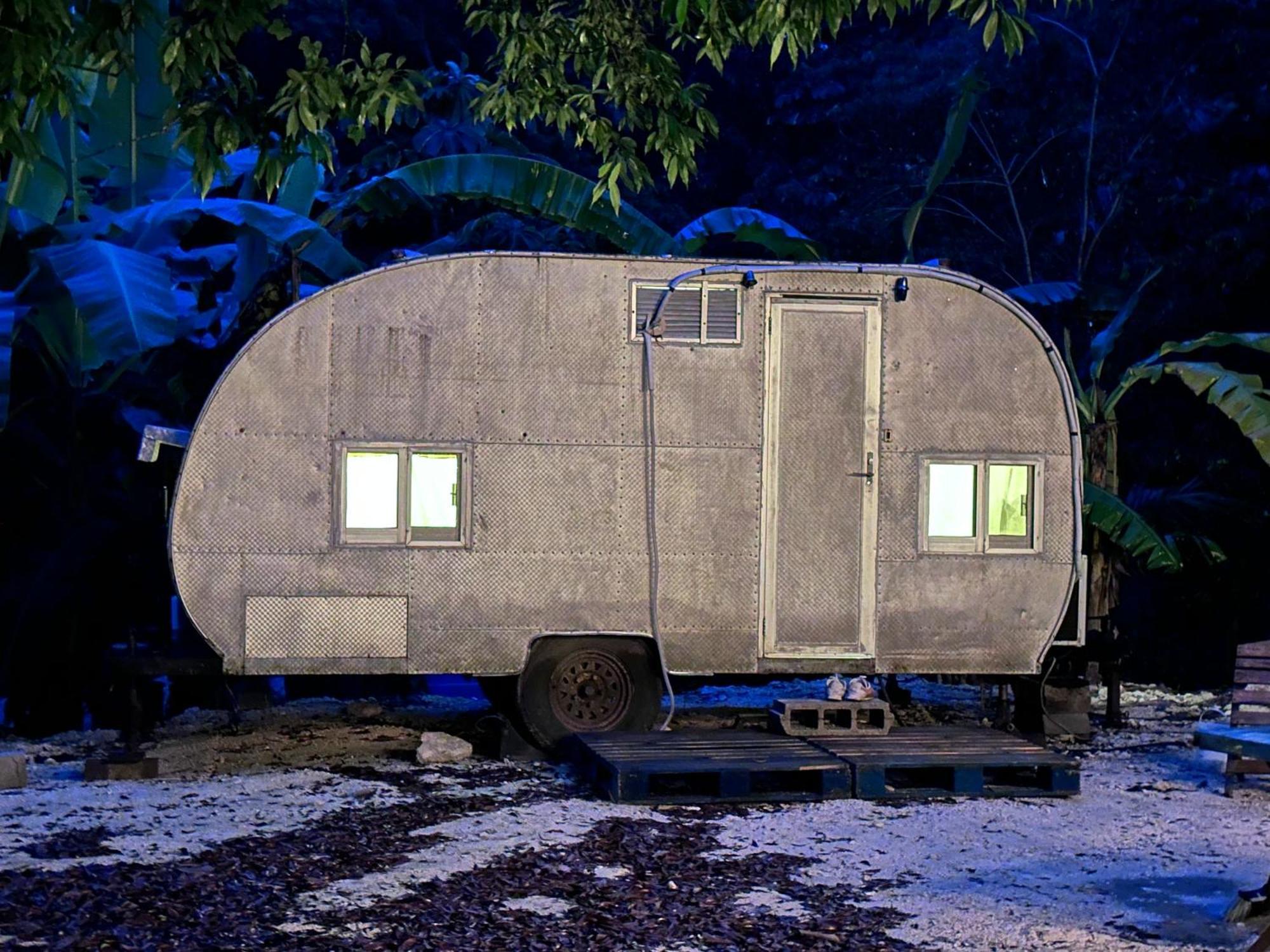 Momotoh Camper Hotel Ешпухил Екстериор снимка