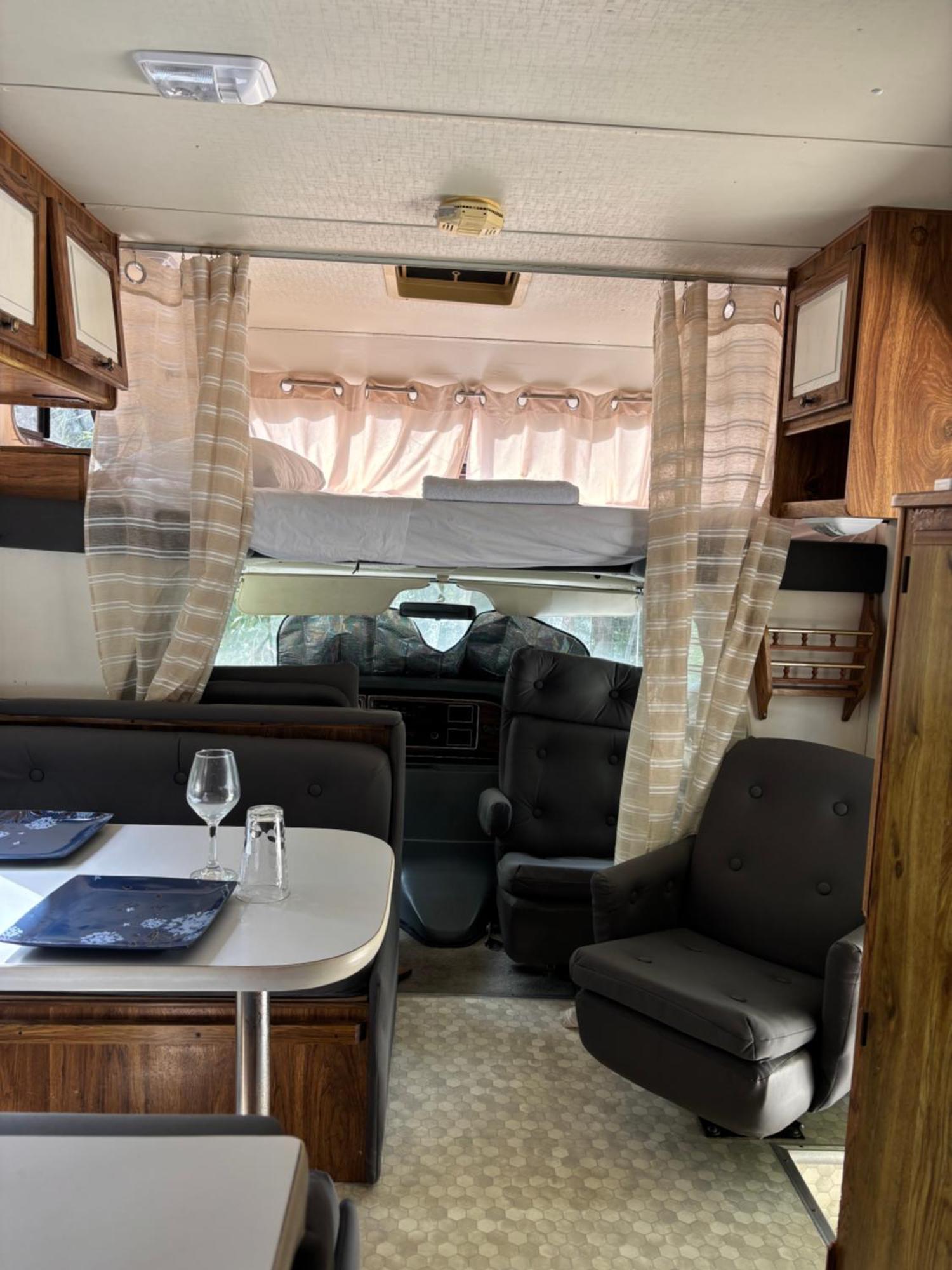 Momotoh Camper Hotel Ешпухил Екстериор снимка